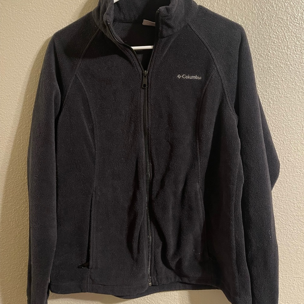 Black Columbia women’s zip up